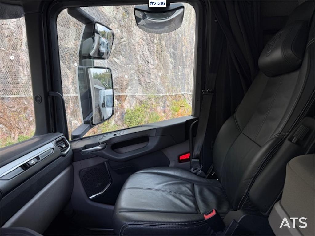 Scania R520 w/ refrigerator/freezer unit in unknown condi 2018 21316 R520 w/ refrigerator/freezer unit in unknown condi 20...