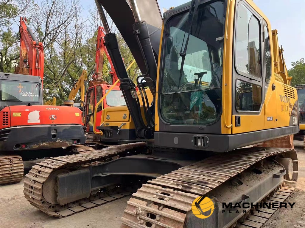 VOLVO EC210BLC 21TONS CRAWLER EXCAVATOR GOOD PRICE EC210BLC 2018 1 Crawler Excavators image 2