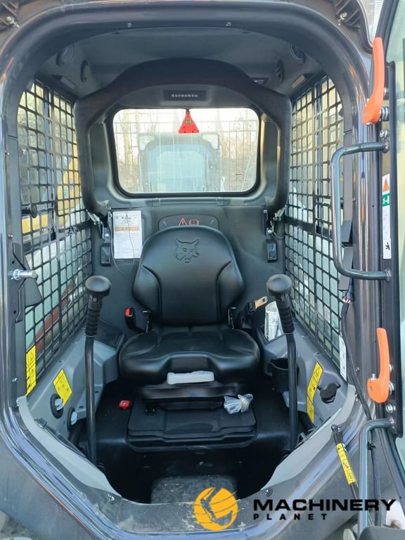 Bobcat S550 S550 2024 2 image 9