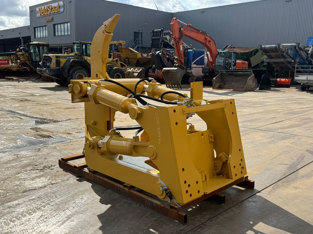 Caterpillar D8T D8R D8N Single Shank Ripper (forged shanks) 2025 00033474 D8T D8R D8N Single Shank Ripper (forged shanks) ...