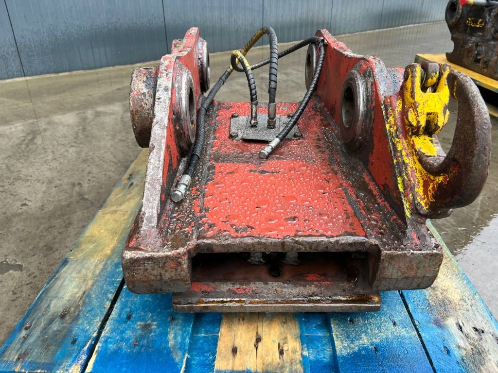 Engcon S70 - 323D 907047 Engcon S70 - 323D 1 image 2