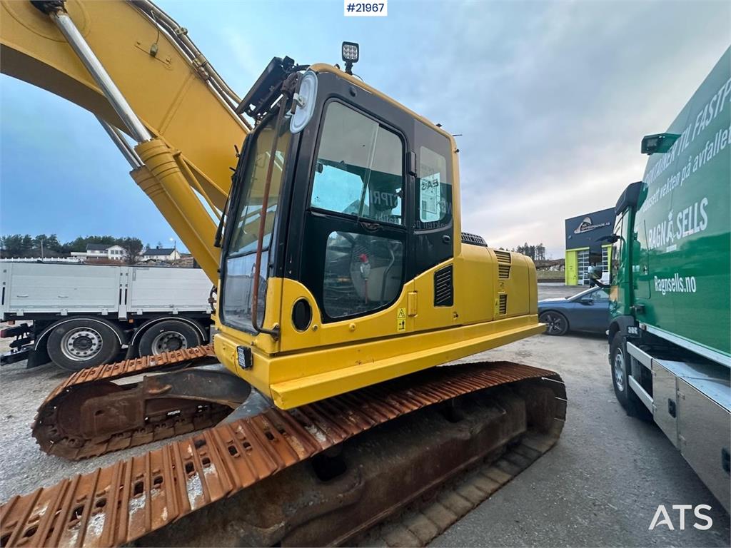 Komatsu PC240LC-8 Crawler Excavator w/ Digger Bucket. 2007 21967 PC240LC-8 Crawler Excavator w/ Digger Bucket. 2007 1 Craw...
