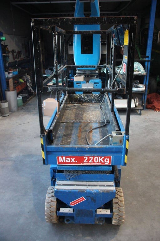 Scissor lift Holland Lift MINISTAR Z-45EL8 Electric 6.5m 2000 2000 Holland lift MINISTAR Z-45EL8 2000 1 Scissor Lifts image 7