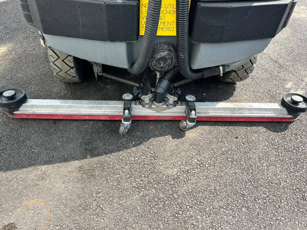 Sweeper Kärcher R120 Electric 2025 2019 R120 2019 1 image 5