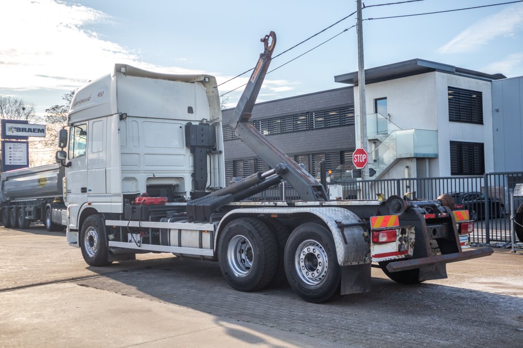 DAF XF 105.460 -6X2-INTARDER+AJK 20 T. 2014 E61384 DAF XF 105.460 -6X2-INTARDER+AJK 20 T. 2014 1 image 8