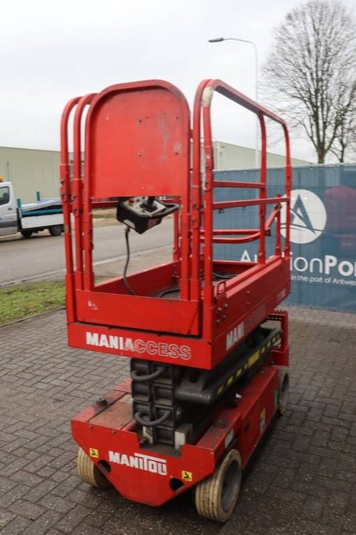 Manitou 78 XE Electric Scissor Lift 7.75m 2003 2003 78 XE 2003 1 Scissor Lifts image 5