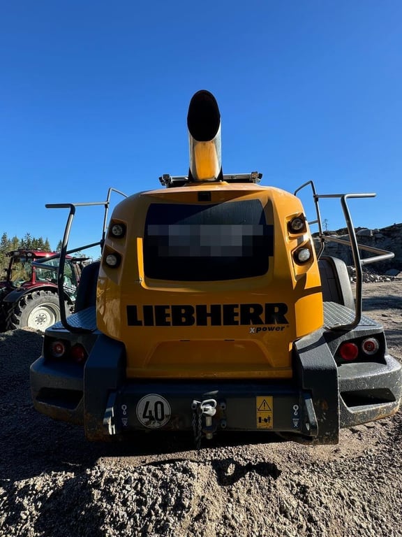 Liebherr L580 Wheel Loader w/ Bucket 2021 21442 L580 Wheel Loader w/ Bucket 2021 1 Wheel Loaders image 7