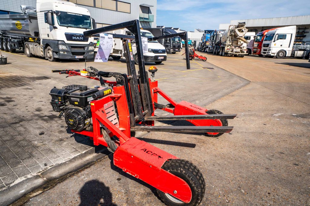 ACP Transpalette tout terrain-TA 1500 3RM 2020 E64751 ACP Transpalette tout terrain-TA 1500 3RM 2020 1 Rough Terrain Forkl...