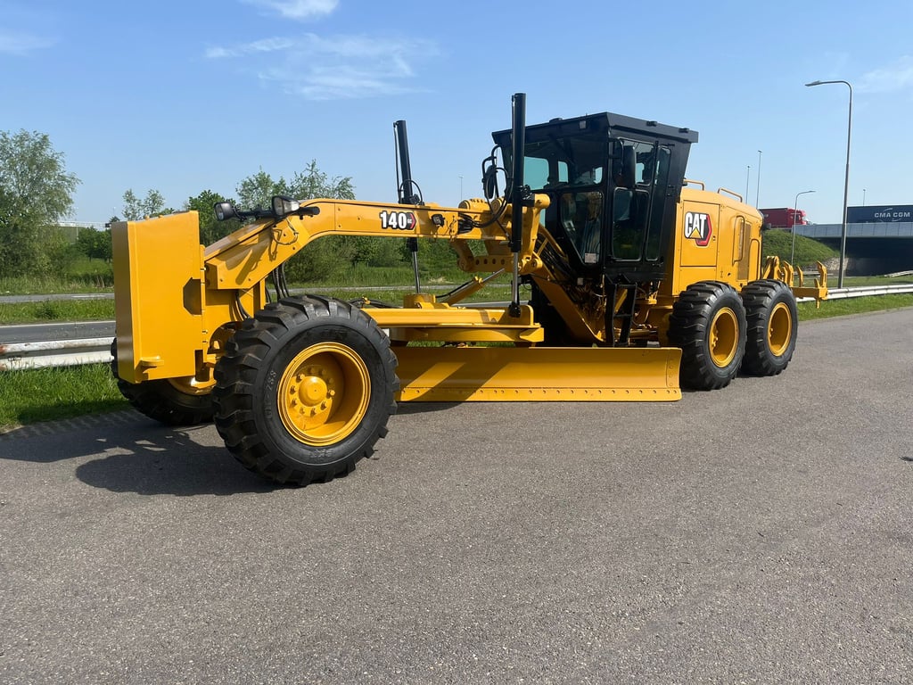 Caterpillar 140GC - Push block / Ripper / New Tires 2019 00032581 140GC - Push block / Ripper / New Tires 2019 1 image 3
