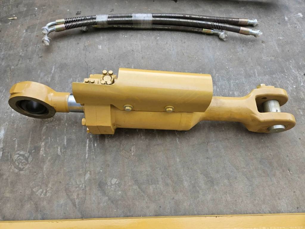 CAT D8R 2025 904486 D8R 2025 0 image 8