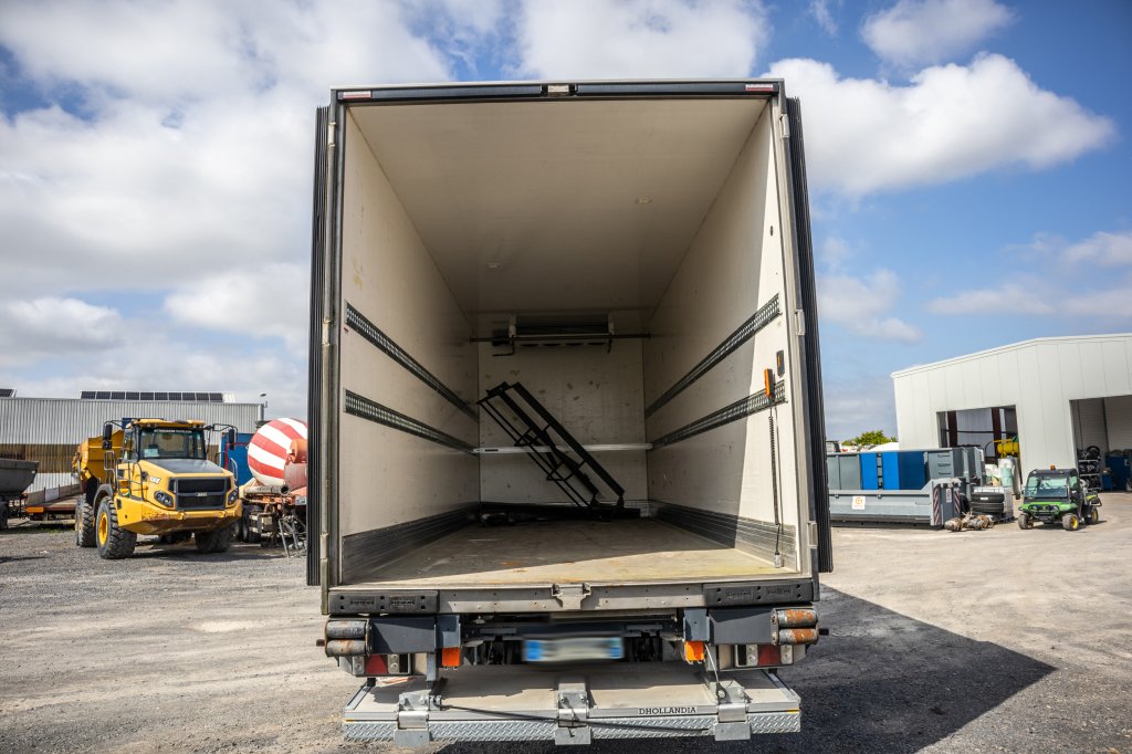 CHEREAU CHEREAU+CARRIER+DHOLLANDIA 2.5 T. 2017 E59605 Chereau CHEREAU+CARRIER+DHOLLANDIA 2.5 T. 2017 1 image 5