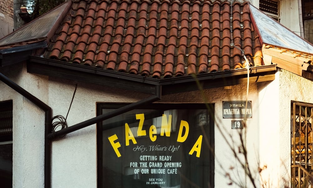 Fazenda: Bar & Breakfast