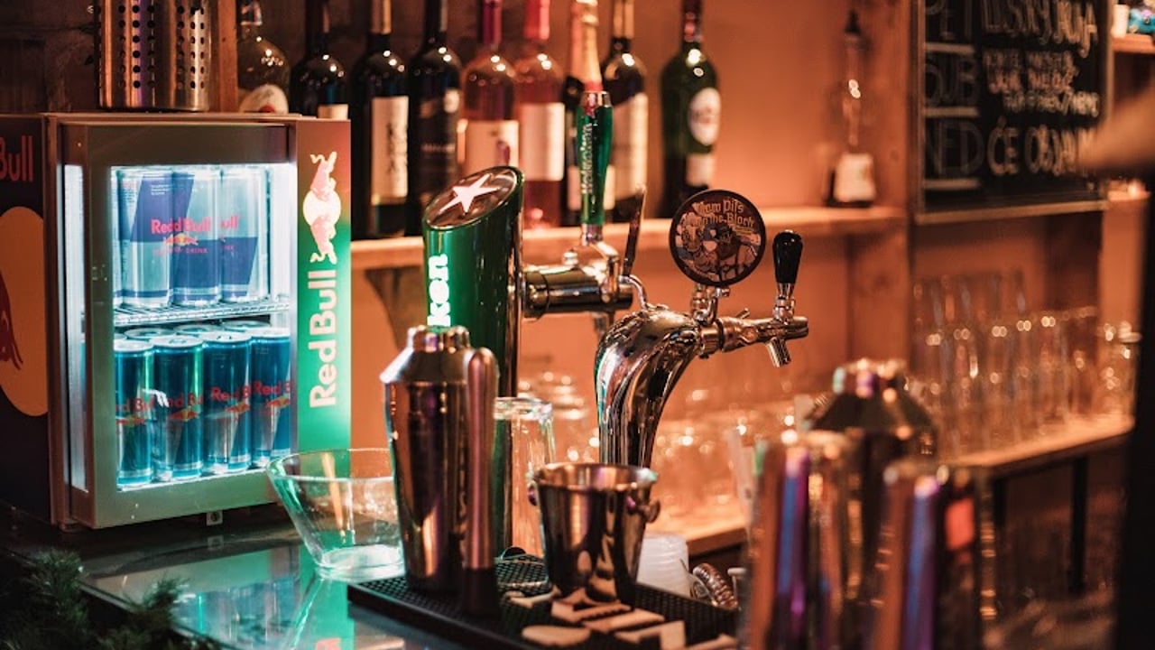 Svaštara Concept Bar