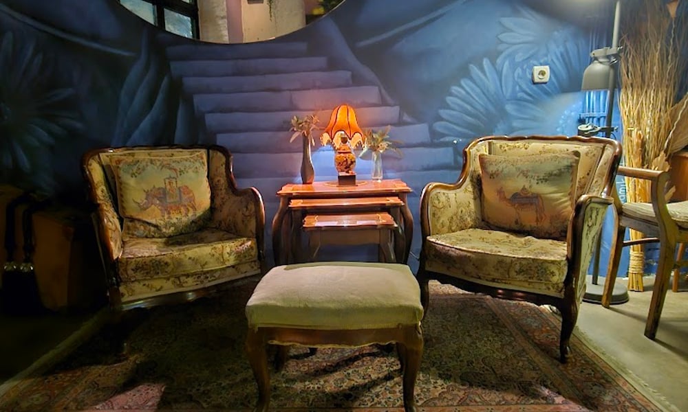Shroom's Bar