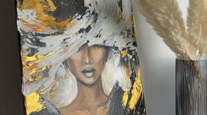 Master class on creating paintings with gilding