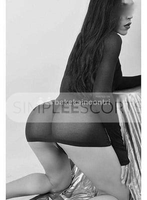 3511004732 A SANTO SPIRITO 🍼💦🍼TRANS BELLISSIMA SUPER ARRAPANTE... CARICA DI LATTE .......... MASSAGGIATRICE REGINA DEL SESSO E UNA VERA M
