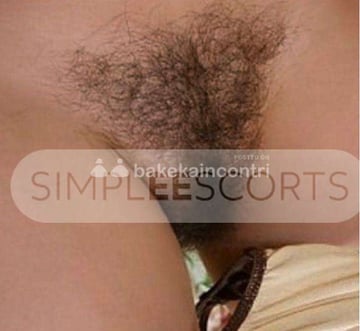 3396043217 Sara, milf completa senza limiti