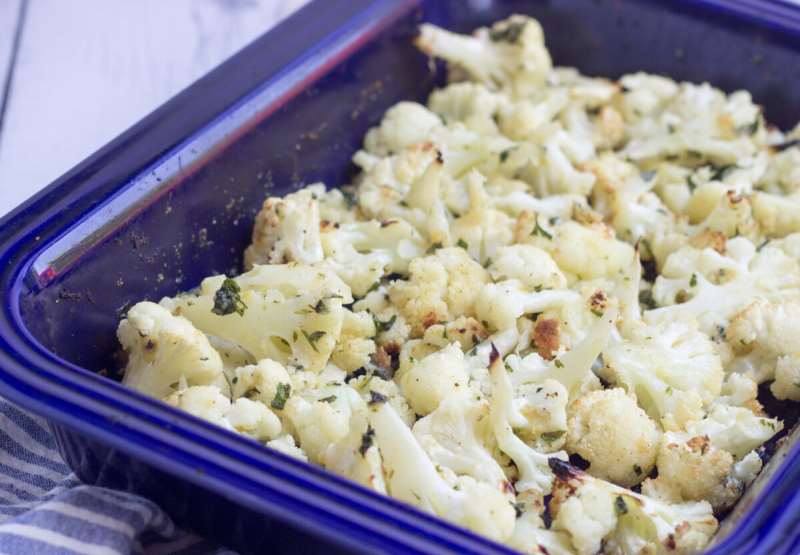 Garlic and Lemon Roasted Cauliflower