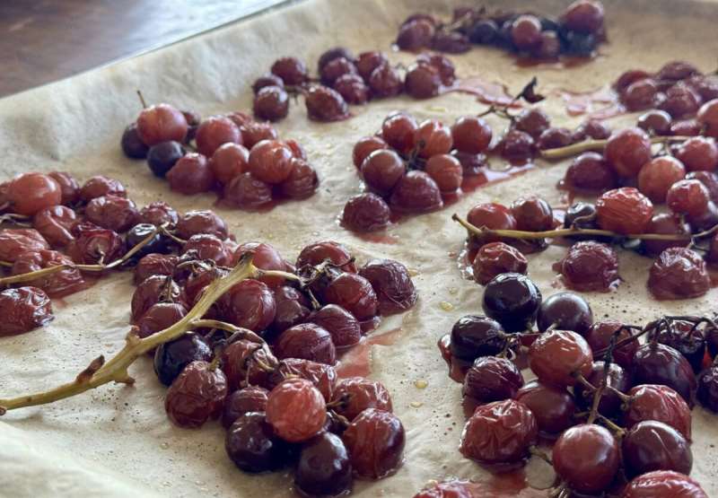 Roasted Grapes