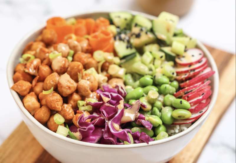 Crispy Chickpea Poke Bowl