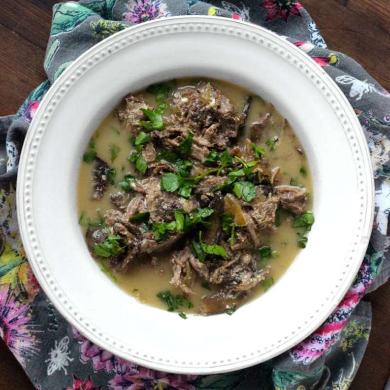 Slow Cooker Beef and Mushroom Stroganoff