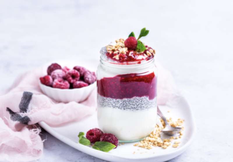 Overnight Raspberry Chia Parfait