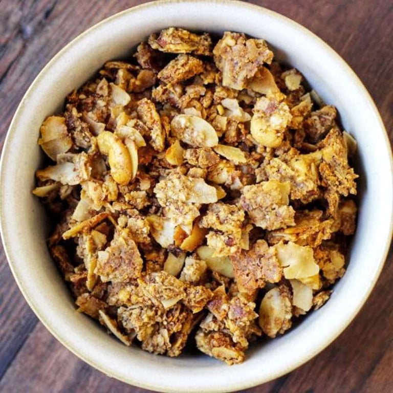 Coconut Cashew Granola