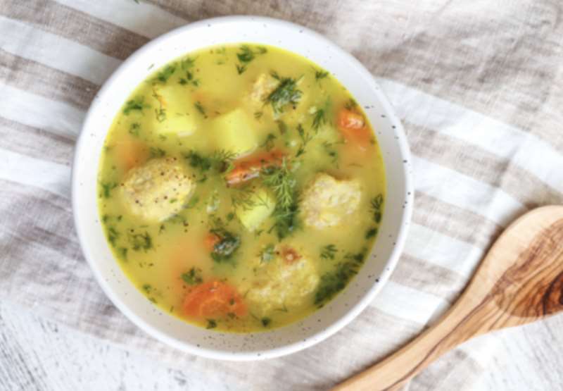 Dill Soup with Turkey Meatballs