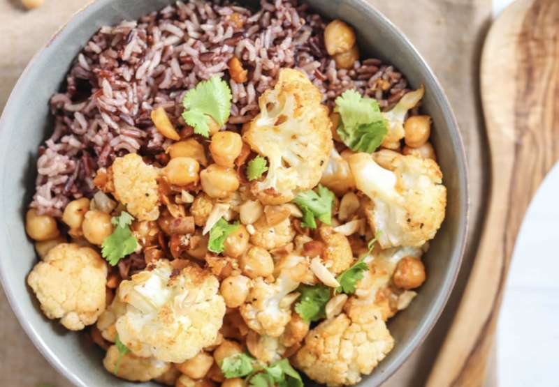 Spicy Cauliflower and Chickpea Rice Bowl