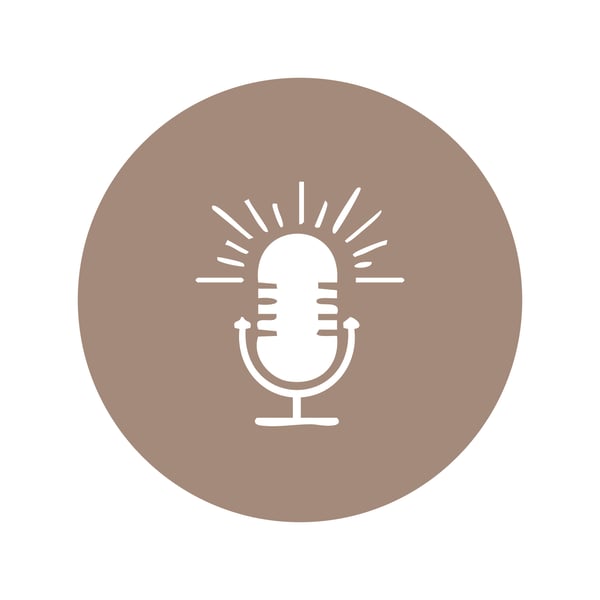 DESIGN DE LOGOTIPO DE PODCAST VETOR EDITÁVEL EPS E AI DESIGNS DE LOGO MODERNOS BRANDING, MARCA, RÓTULO, DISTINTIVO, EMBLEMA, TIPOGRAFIA, ICON, ÍCONE