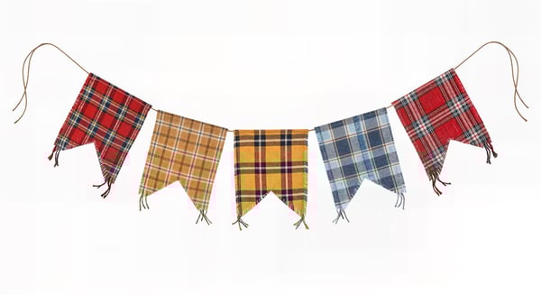 BANDEIRINHAS DE FESTA JUNINA SÃO JOÃO REMENDADAS 02