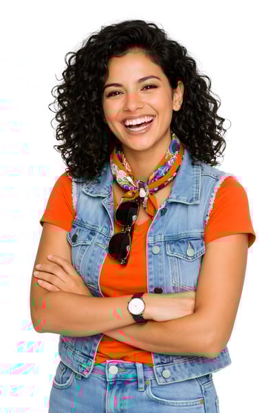 MULHER COM ROUPA LARANJA ÓCULOS ESCUROS 4