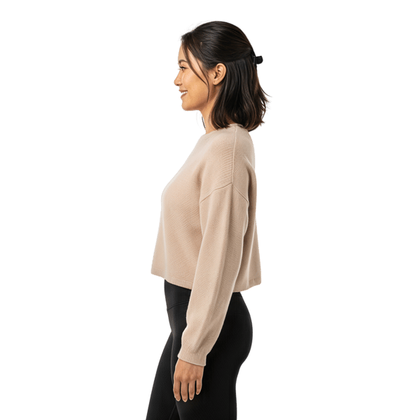 PERFIL DE MULHER JOVEM EM ROUPA CASUAL 2