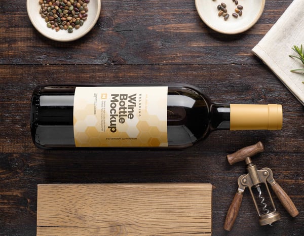 GARRAFA DE VINHO MOCKUP PSD EDITÁVEL