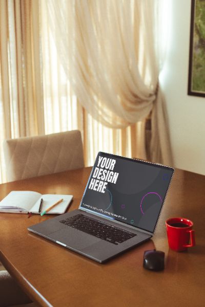 COMPUTADOR NA MESA PSD EDITÁVEL MOCKUP.ZIP
