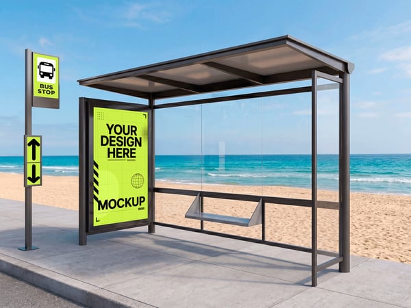 Poster de ponto de ônibus mockup na praia vista lateral