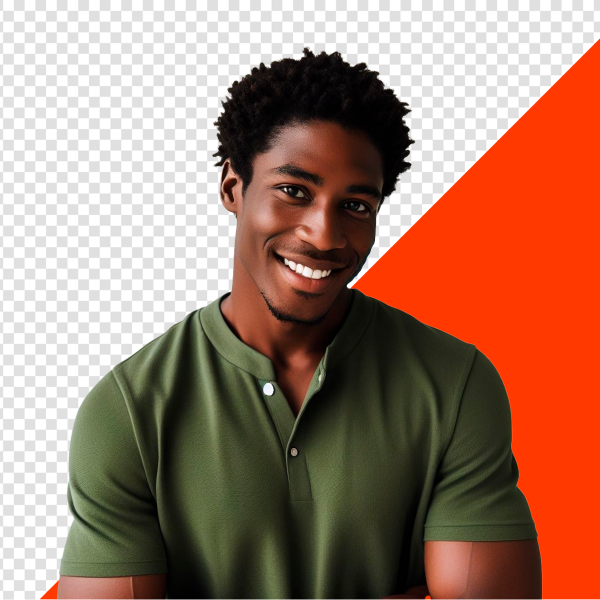 JOVEM SORRINDO COM CAMISA VERDE