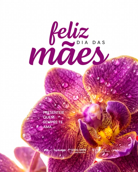 BANNER ELEGANTE DE REDE SOCIAL FELIZ DIA DAS MÃES COM MACRO DE FLOR DE ORQUÍDEA ROXA E GOTAS DE ÁGUA