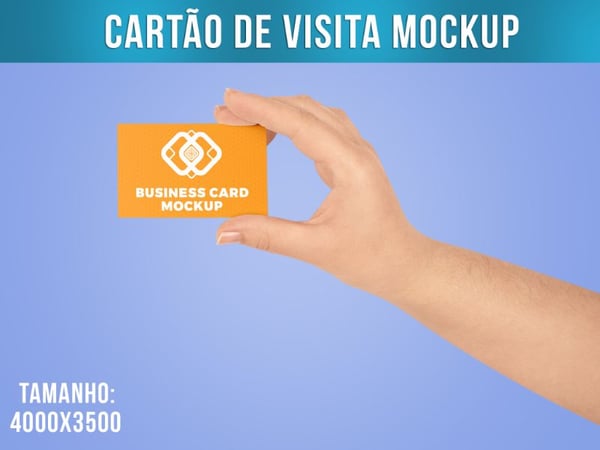 CARTÃO DE VISITA MOCKUP NA MÃO DE UMA MÃO MULHER