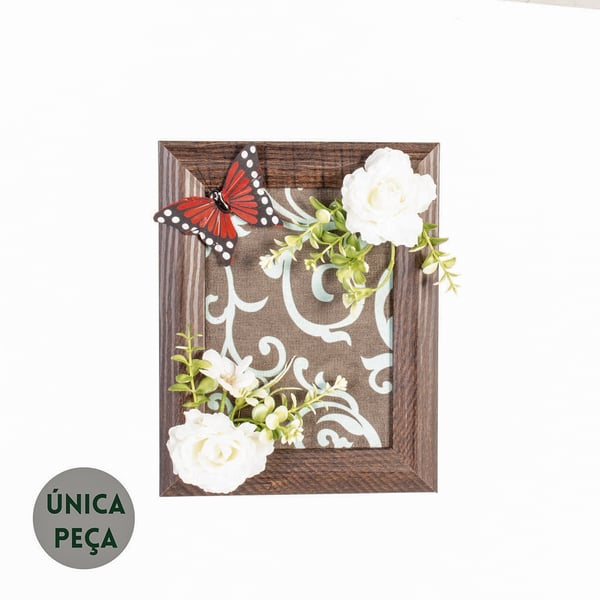 GUIRLANDA ROSAS 13 X19 COM BORBOLETA NO QUADRO