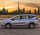 MITSUBISHI XPANDER SILVER