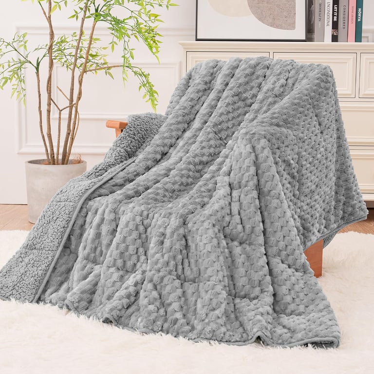 Eazfy Super Fuzzy Weighted Blanket