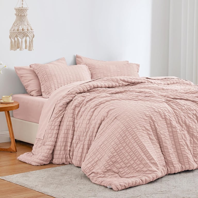 Love's Cabin Pink Twin Comforter Set
