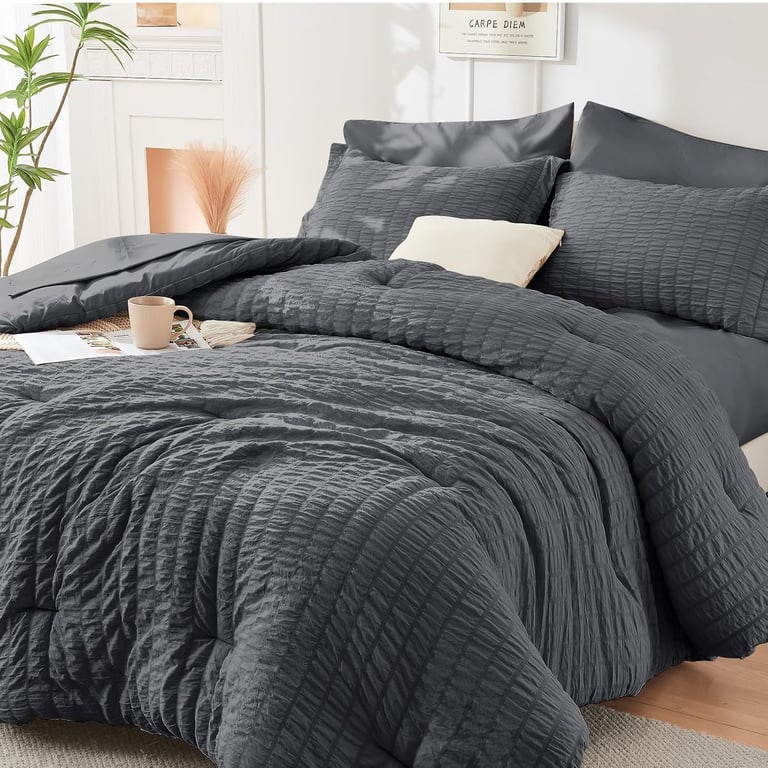 HYMOKEGE Queen Comforter Set