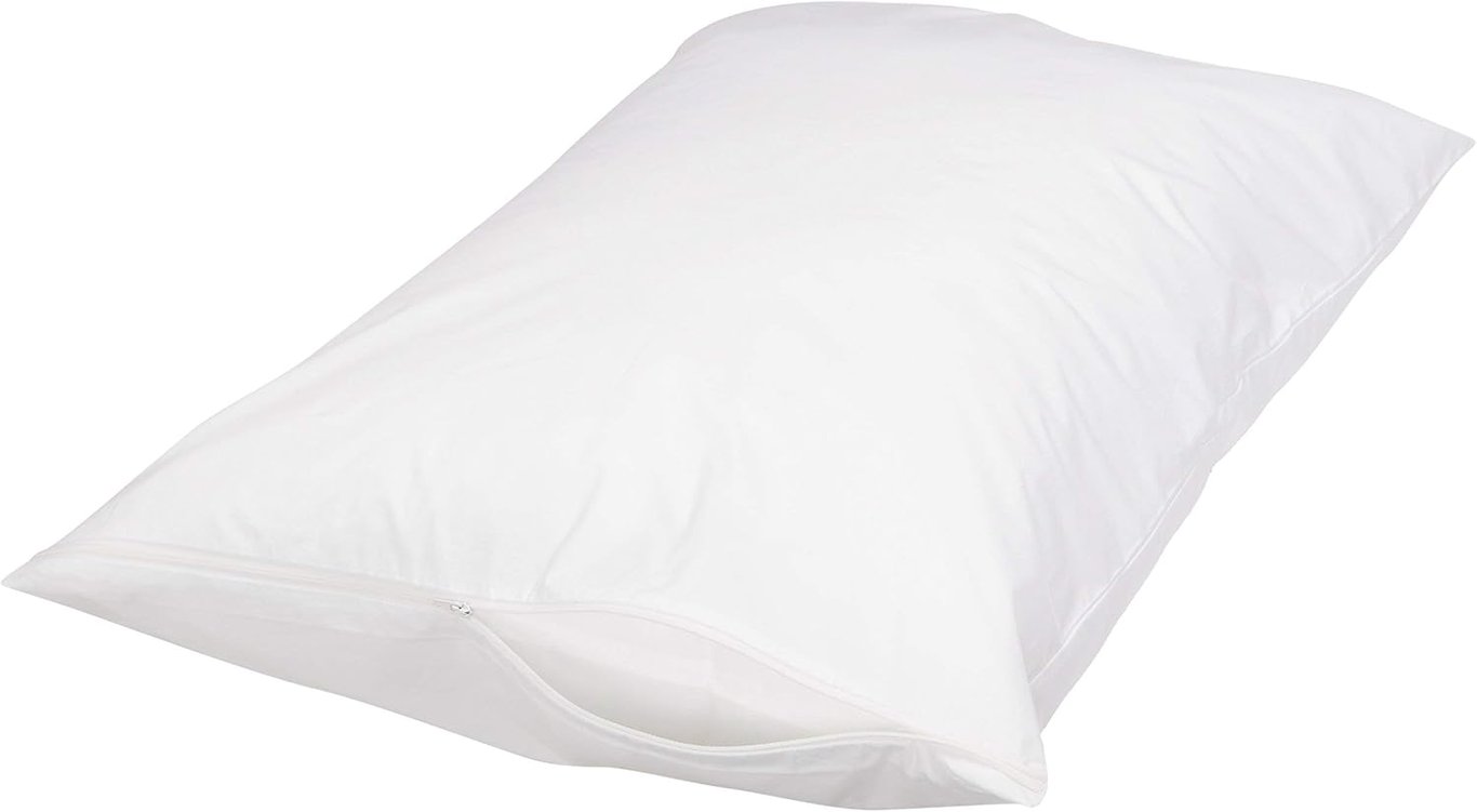 Amazon Basics Queen Pillow Protector with Zipper, 100% Cotton Hypoallergenic, Machine Washable, White, 31 x 21 Inches, Pillows Not Included
