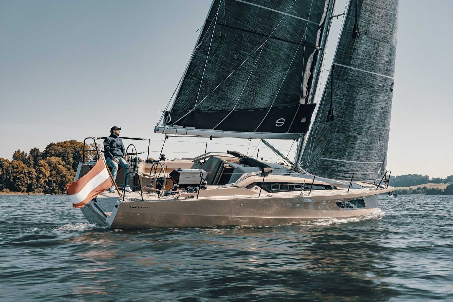 Electric sailboats and the environment