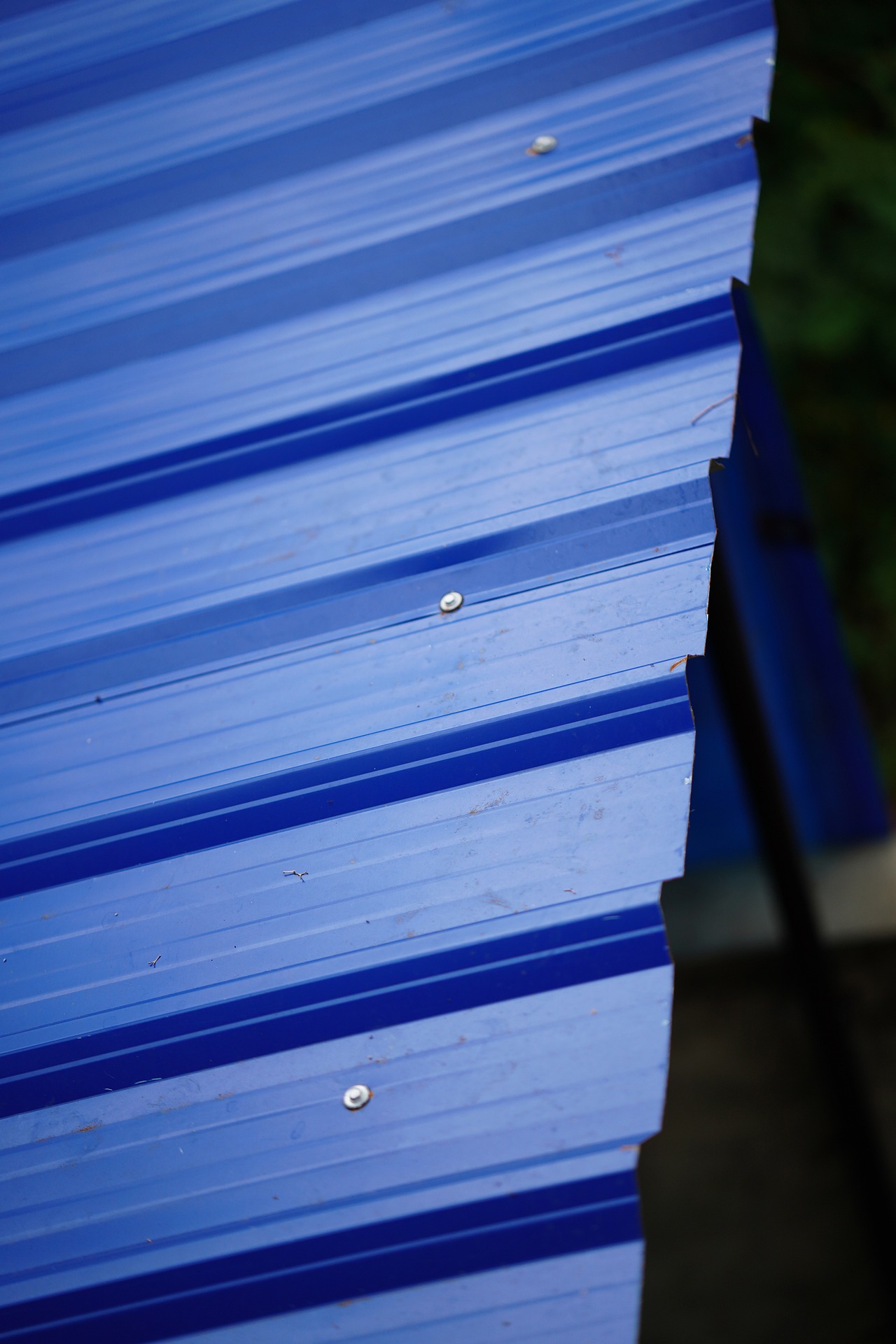 Vorteile von PV-Modulen auf Wellblechdächern