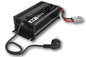 CS-Electronic  24V/30A Ladegerät 880 W