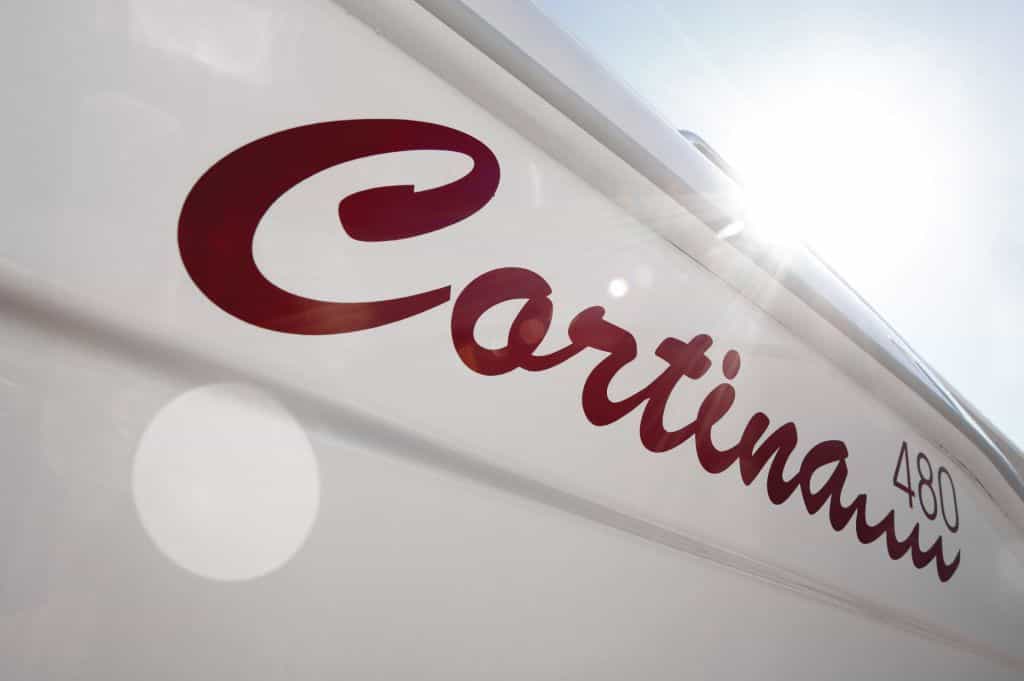 Wyposażenie pokładowe dostępne Cortina 480 Cabin