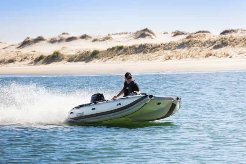 Caractéristiques de conduite du TAKACAT T240L BIJD9 